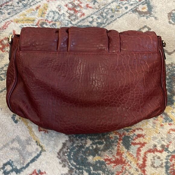 Fendi Mia Flap Bag Burgundy GHW - Picture 4 of 10